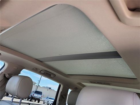 Used 2014 Audi Q7 TDI Prestige w/ Prestige Package image 21