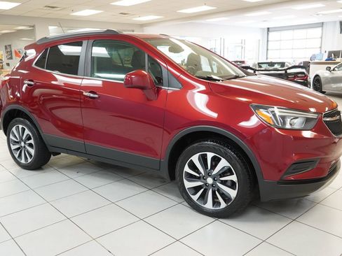 Certified 2021 Buick Encore Preferred w/ Safety Package II AWD/4WD image 13