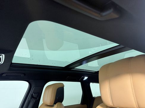 Used 2022 Land Rover Range Rover Sport HSE Dynamic image 12