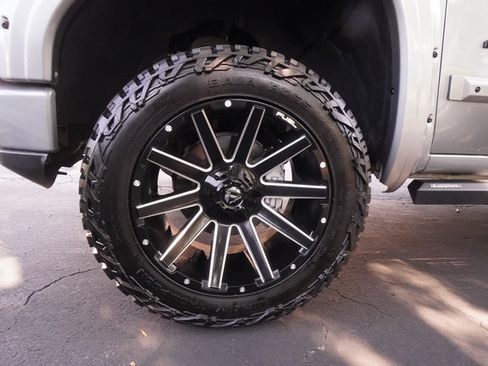 Used 2023 GMC Sierra 1500 AT4 w/ AT4 Premium Package AWD/4WD image 40