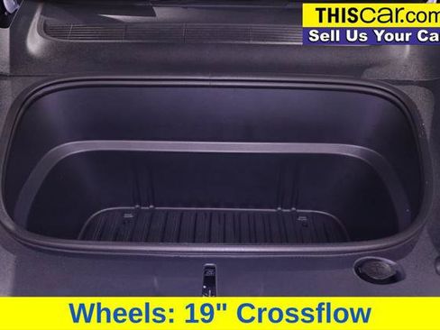 Used 2026 Tesla Model Y 2WD image 27