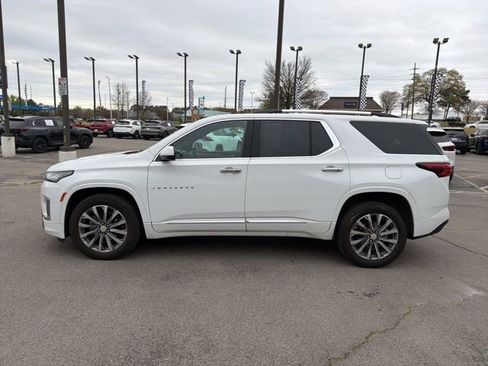 Used 2023 Chevrolet Traverse Premier image 7