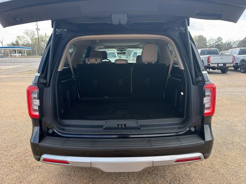 Used 2024 Ford Expedition Max Limited image 13