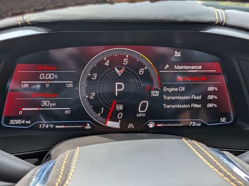 Used 2024 Chevrolet Corvette Stingray Premium Cpe w/ Z51 Performance Package RWD image 20