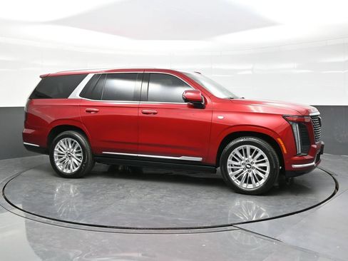 Certified 2025 Cadillac Escalade Premium Luxury w/ Touring Package AWD/4WD image 8
