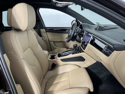Used 2023 Porsche Macan image 33