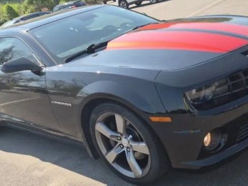 Used 2010 Chevrolet Camaro SS w/ RS Package RWD image 1
