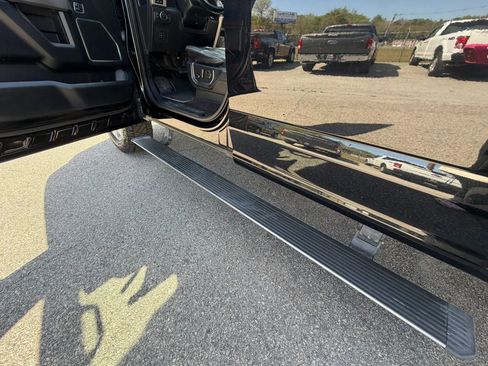 Used 2017 Ford F150 Platinum w/ Technology Package image 41