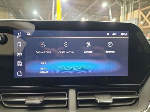 Used 2026 Chevrolet Trax ACTIV w/ Sunroof Package image 25