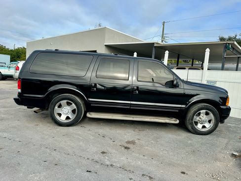 Used 2000 Ford Excursion Limited image 2