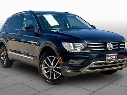 Used 2020 Volkswagen Tiguan SE FWD image 3