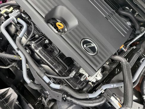 Used 2025 Lexus RX 350h AWD/4WD image 30