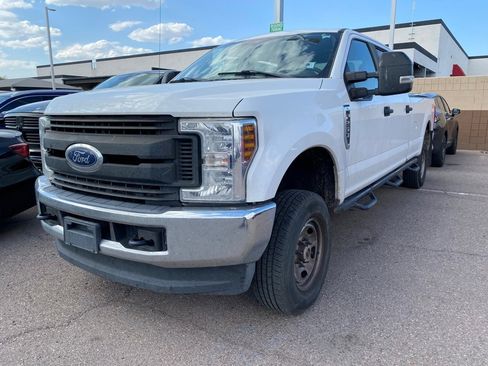 Used 2018 Ford F250 XL w/ Power Equipment Group image 3
