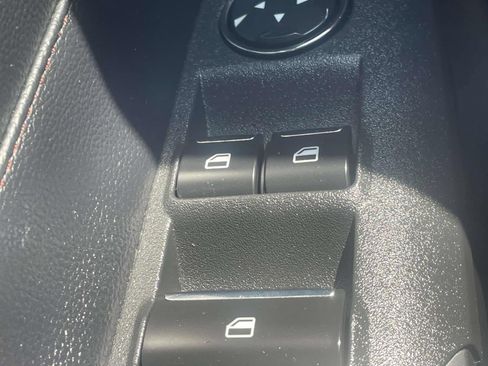 Used 2017 Ford Mustang GT Premium w/ Equipment Group 401A RWD image 26