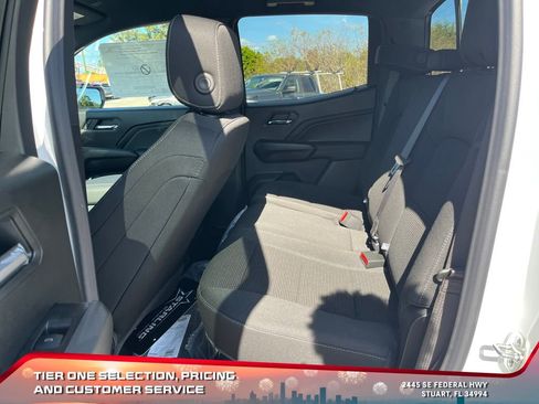 New 2026 GMC Canyon Elevation image 11