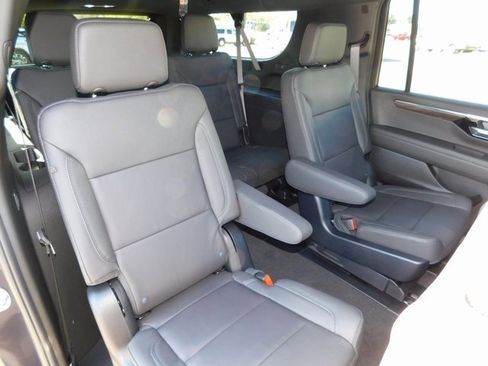 New 2026 Chevrolet Suburban Z71 w/ Comfort Package image 24