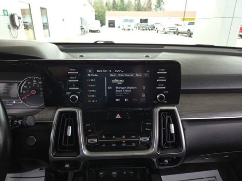 Used 2021 Kia Sorento EX image 52