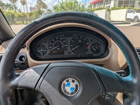 Used 1998 BMW Z3 1.9 RWD image 20