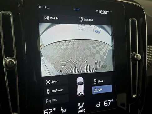 Used 2022 Volvo XC40 T4 R-Design image 20