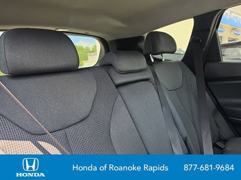 Used 2022 Hyundai Santa Fe SEL FWD image 14