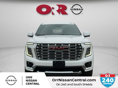 Used 2025 GMC Yukon XL Denali AWD/4WD image 2