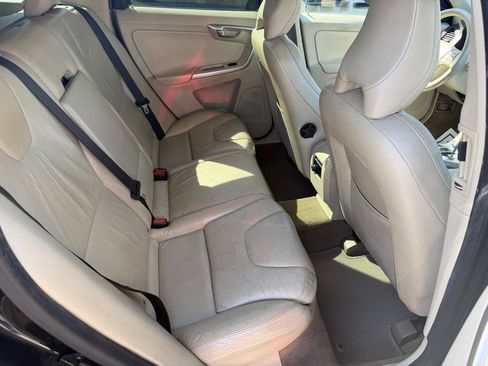 Used 2010 Volvo XC60 3.2 FWD image 11
