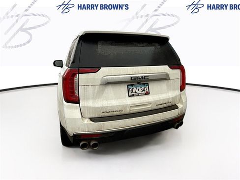 Used 2024 GMC Yukon Denali image 9