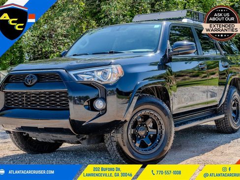 Used 2018 Toyota 4Runner SR5 image 1