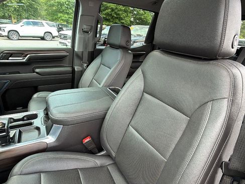 Used 2023 GMC Sierra 1500 SLT w/ SLT Premium Plus Package AWD/4WD image 14
