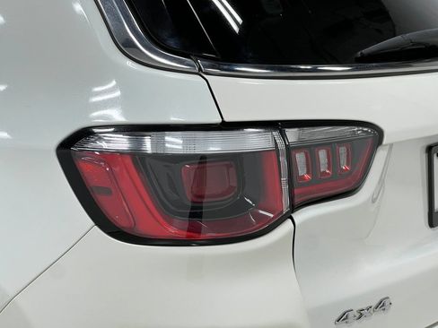 Used 2019 Jeep Compass Limited w/ Safety & Security Group AWD/4WD image 35