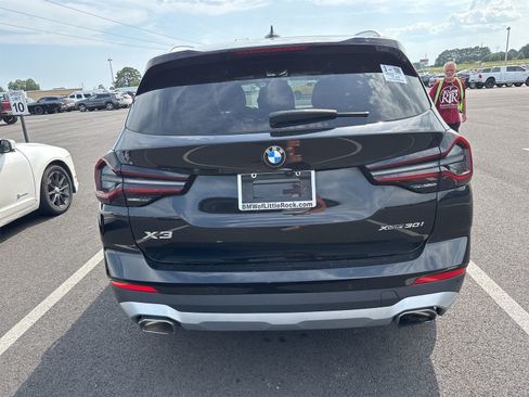 Used 2023 BMW X3 xDrive30i w/ Premium Package AWD/4WD image 4
