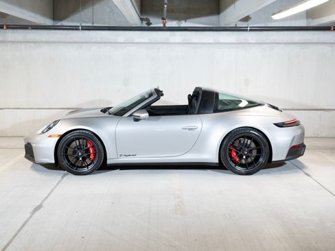 Certified 2026 Porsche 911 Targa 4 GTS AWD/4WD image 2