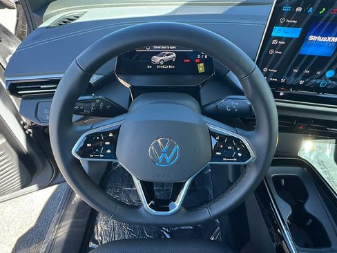 New 2026 Volkswagen ID.4 Pro S Plus AWD/4WD image 18