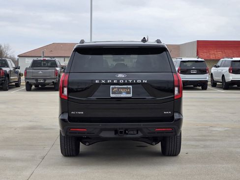 New 2026 Ford Expedition Max Active RWD image 8