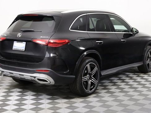 Used 2025 Mercedes-Benz GLC 350e 4MATIC image 10