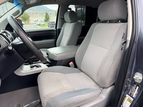 Used 2008 Toyota Tundra SR5 w/ TRD Off-Road Pkg AWD/4WD image 17