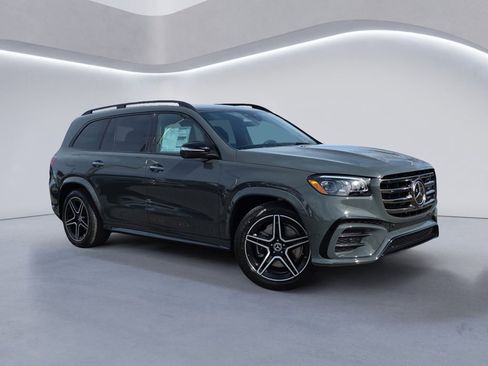 New 2026 Mercedes-Benz GLS 450 4MATIC image 1