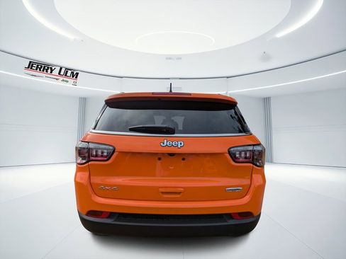 New 2026 Jeep Compass Latitude image 4