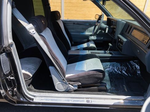 Used 1987 Buick Regal Coupe RWD image 28