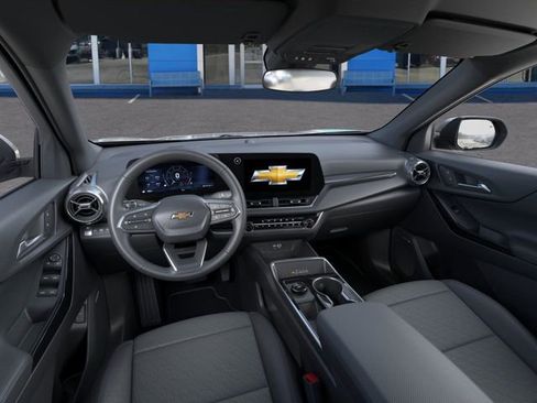 New 2026 Chevrolet Equinox LT image 16