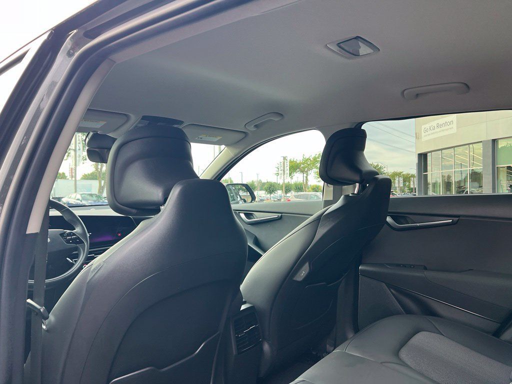 Certified 2023 Kia Niro Wind w/ Wind Preserve Package FWD image 9