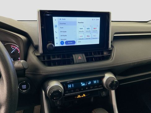 Used 2024 Toyota RAV4 XLE image 26