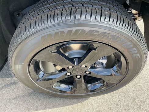 New 2025 Jeep Grand Cherokee Altitude image 32