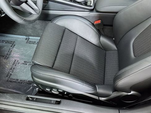 Used 2024 Porsche 911 Carrera T image 21