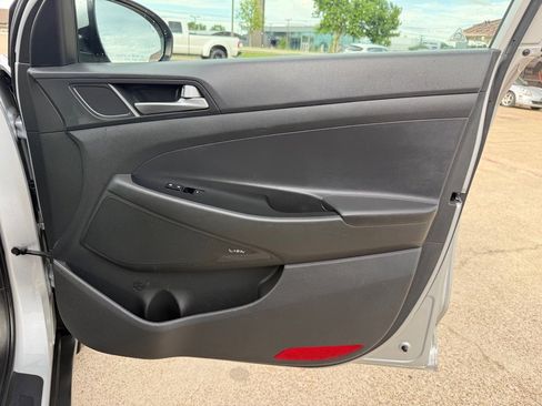 Used 2017 Hyundai Tucson SE Plus image 25