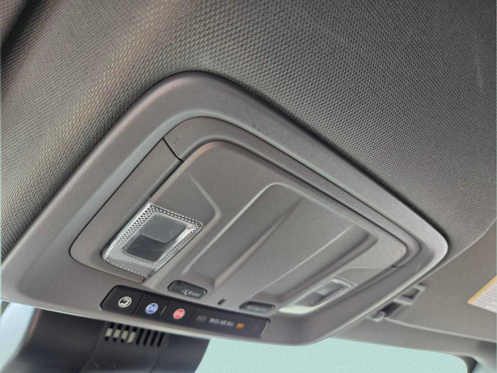 Used 2022 Chevrolet Silverado 1500 RST RWD image 33