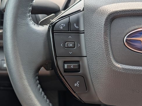 Used 2023 Subaru Solterra AWD image 31