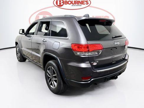 Used 2019 Jeep Grand Cherokee Limited w/ Trailer Tow Group IV AWD/4WD image 10