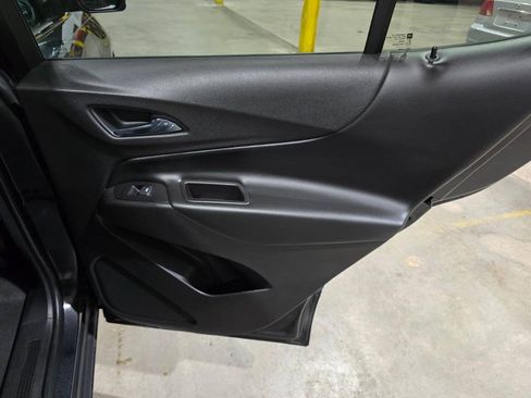 Used 2018 Chevrolet Equinox LT AWD/4WD image 29