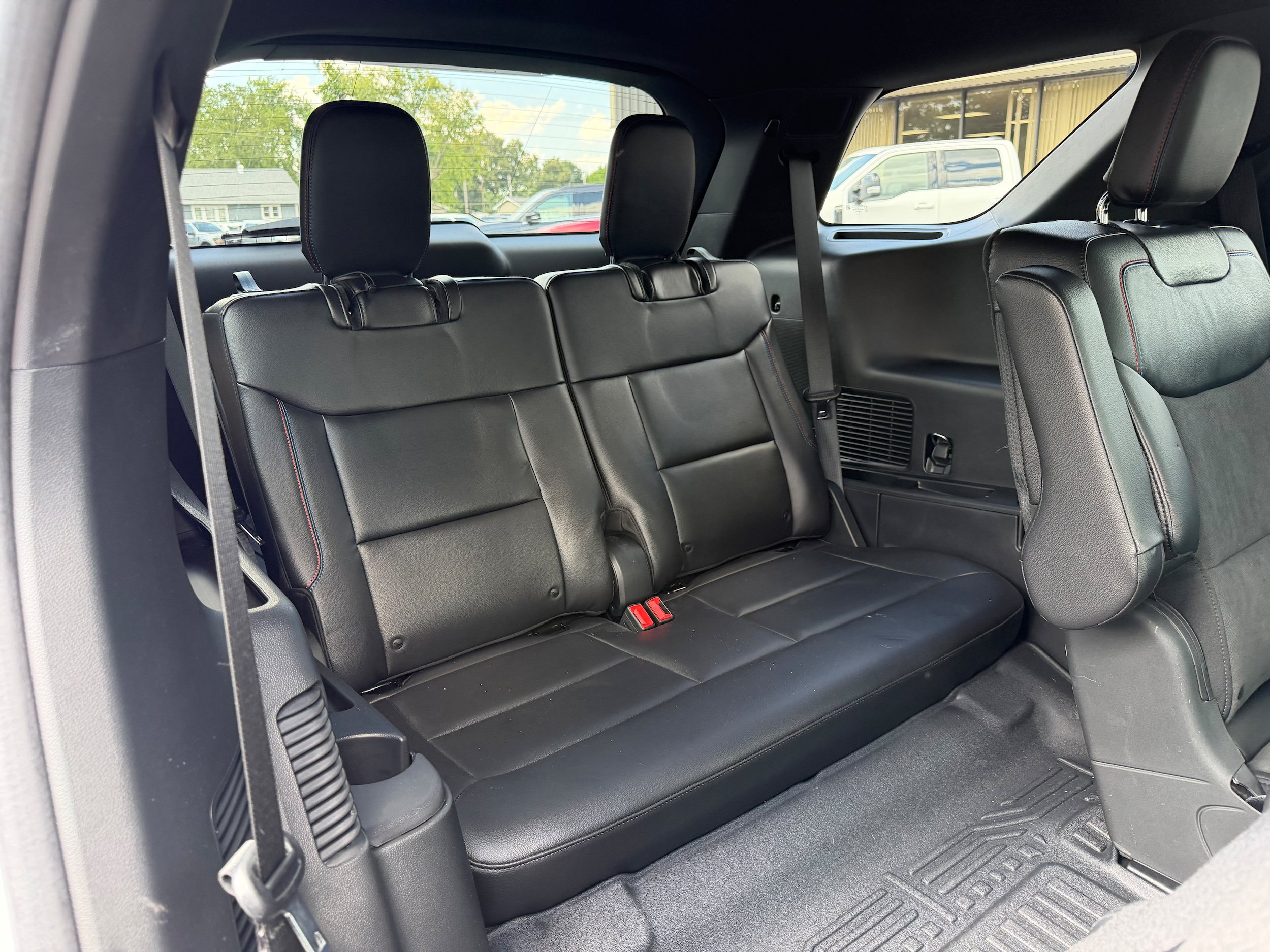 Used 2023 Ford Explorer ST w/ Equipment Group 401A AWD/4WD image 16